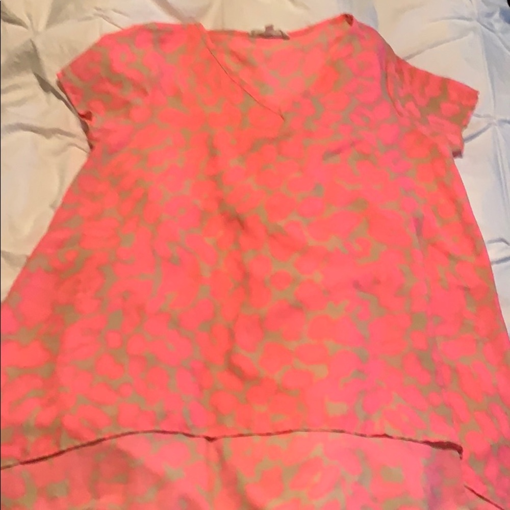 High low v neck blouse